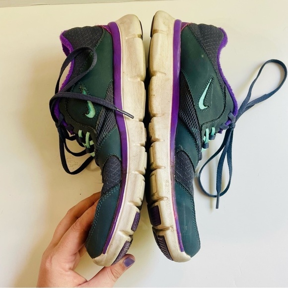 Nike Gray Teal and Purple Athletic Sneakers Size 9 - Picture 5 of 8